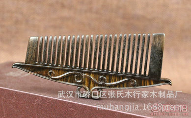 精梳秀發，步步高升——沉貴寶木梳的健康美學