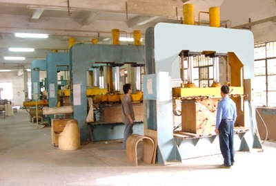 深圳群華彎曲木制品廠 專業定制各類弧形彎曲木制品